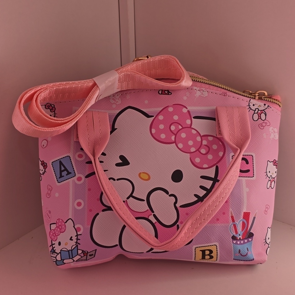 Hello Kitty Bag With Mystery Makeup. 10 Items